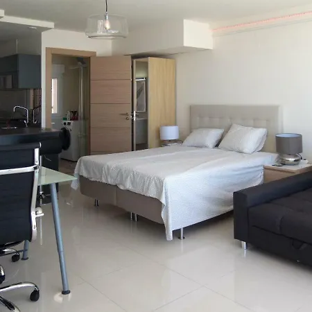 First Line P. Banus Sleeps 4 Apartment